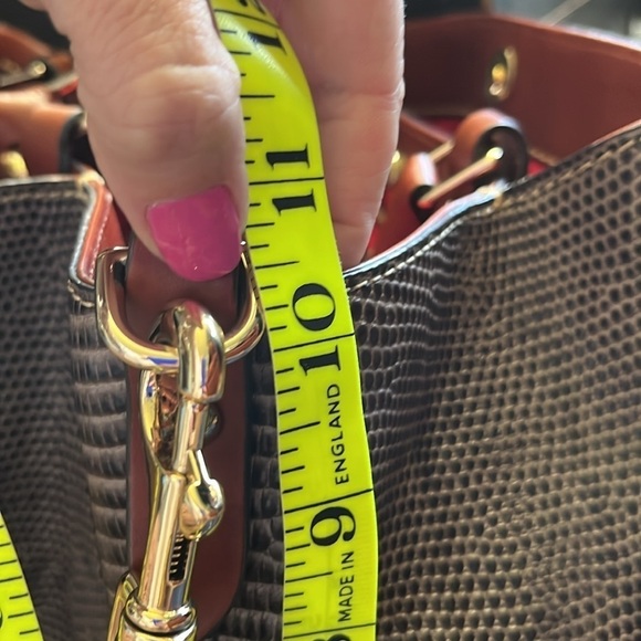 Dooney & Bourke Large Barlow Bag - Picture 10 of 10